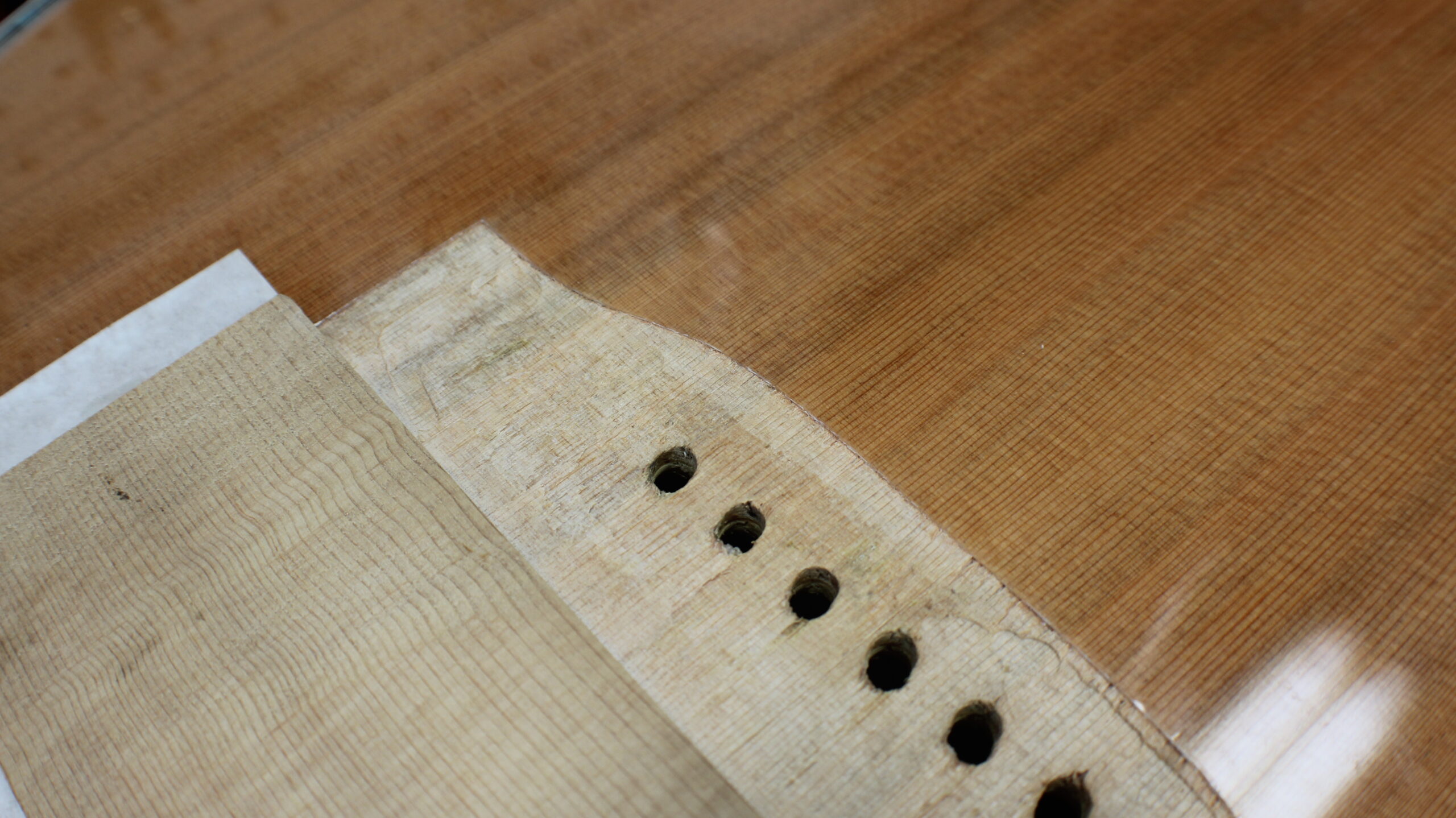 Acoustic Guitar Bridge Glue Surface